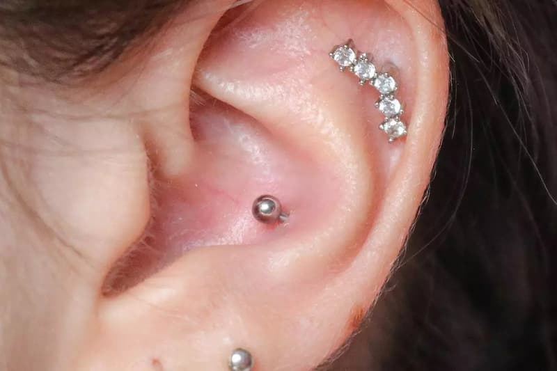 How to Take Out Your Conch Piercing
